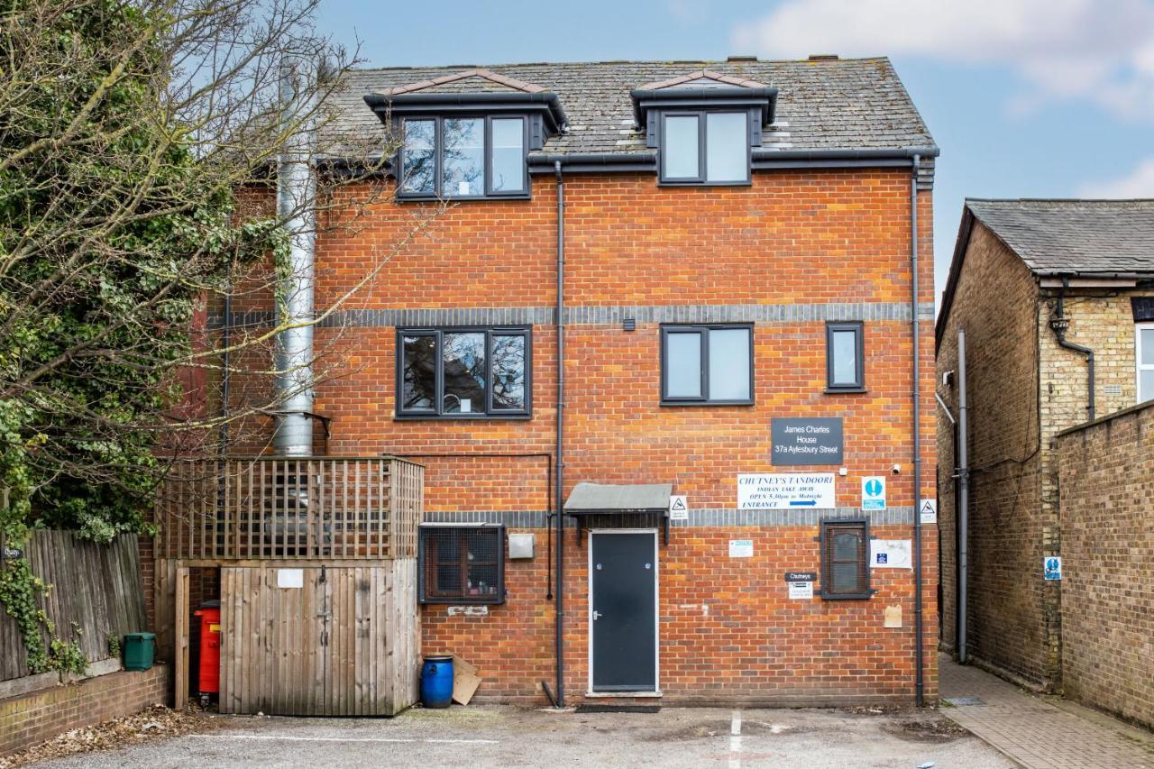 James Charles Apartments Milton Keynes Exterior photo